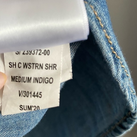 Gap Two Pocket Western Denim Button down Shirt Medium Indigo - Picture 12 of 14